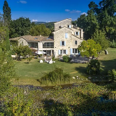 Le Moulin De