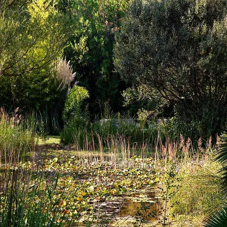 Le Moulin De Valaurie