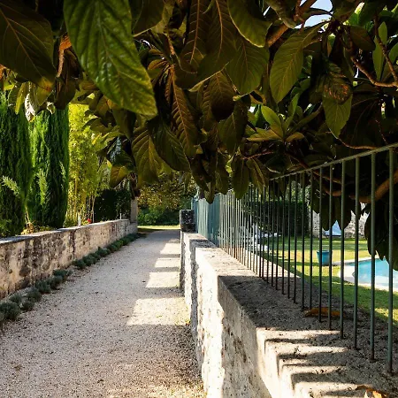 Hotell Le Moulin De Valaurie
