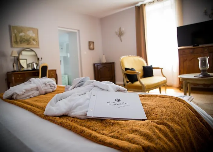 Le Moulin De 4* Valaurie